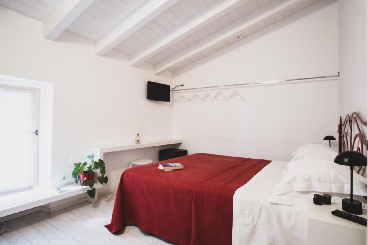 Casa Fola - City Centre Rooms فيرونا المظهر الخارجي الصورة
