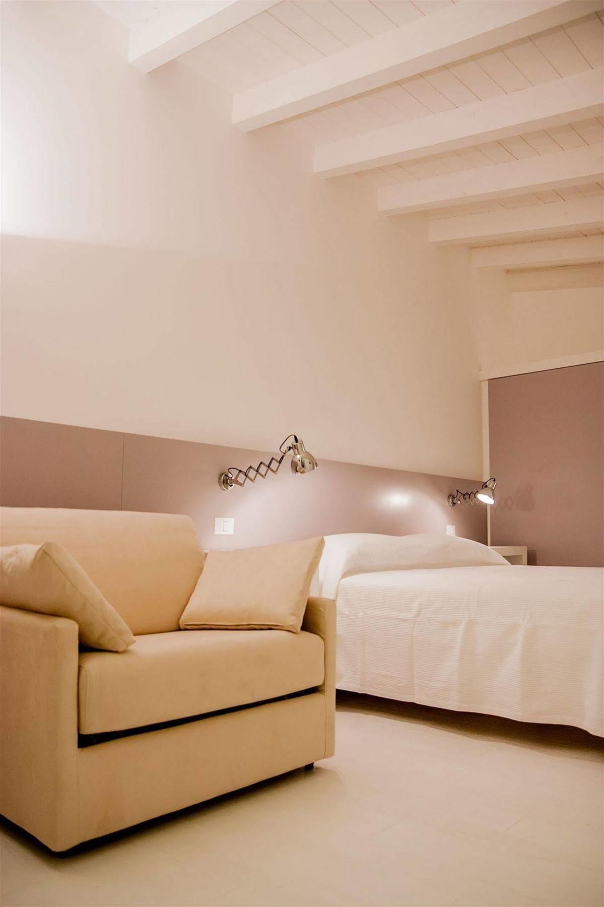 Casa Fola - City Centre Rooms فيرونا المظهر الخارجي الصورة